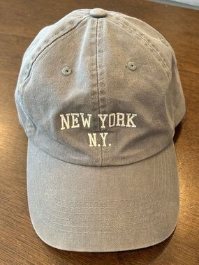 Brandy Melville Sage/Gray New York N.Y. Embroidered Baseball Cap